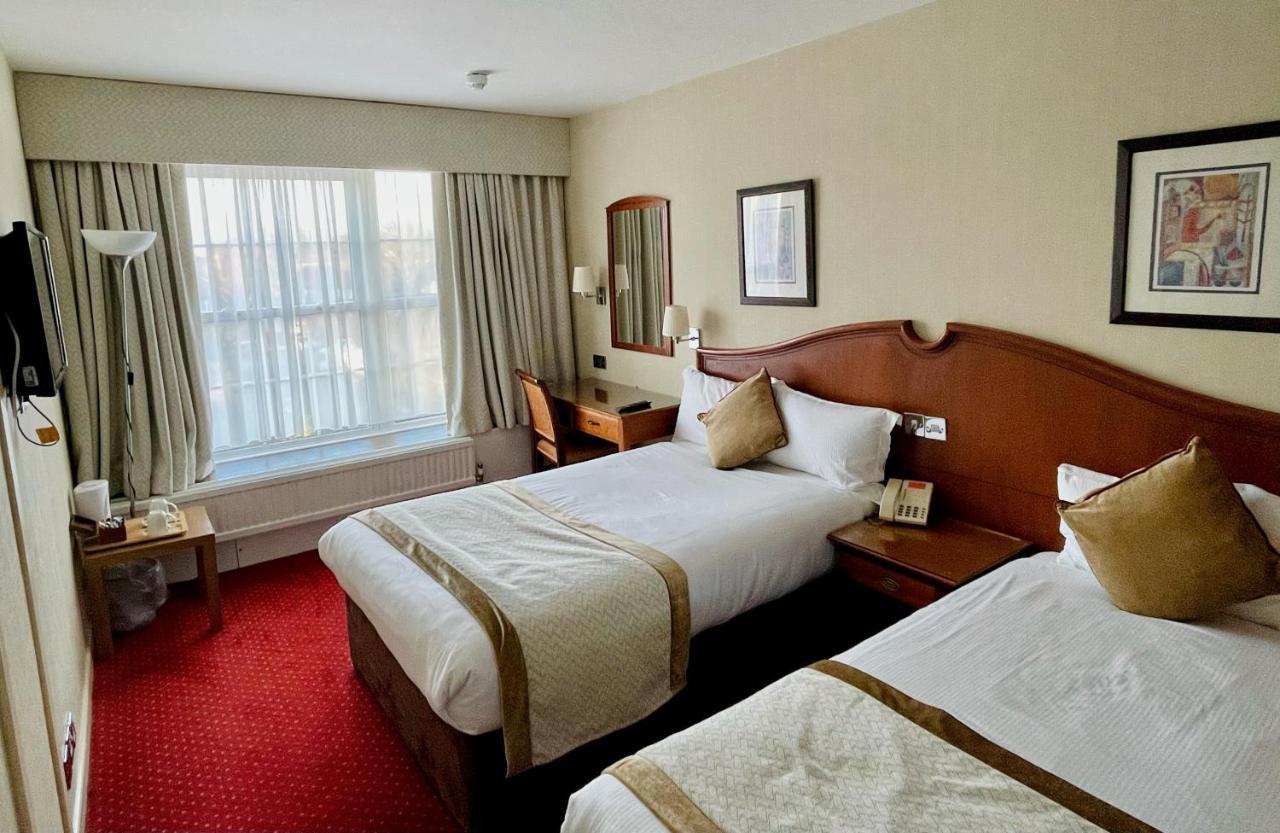Best Western Homestead Court Hotel Welwyn Garden City Esterno foto