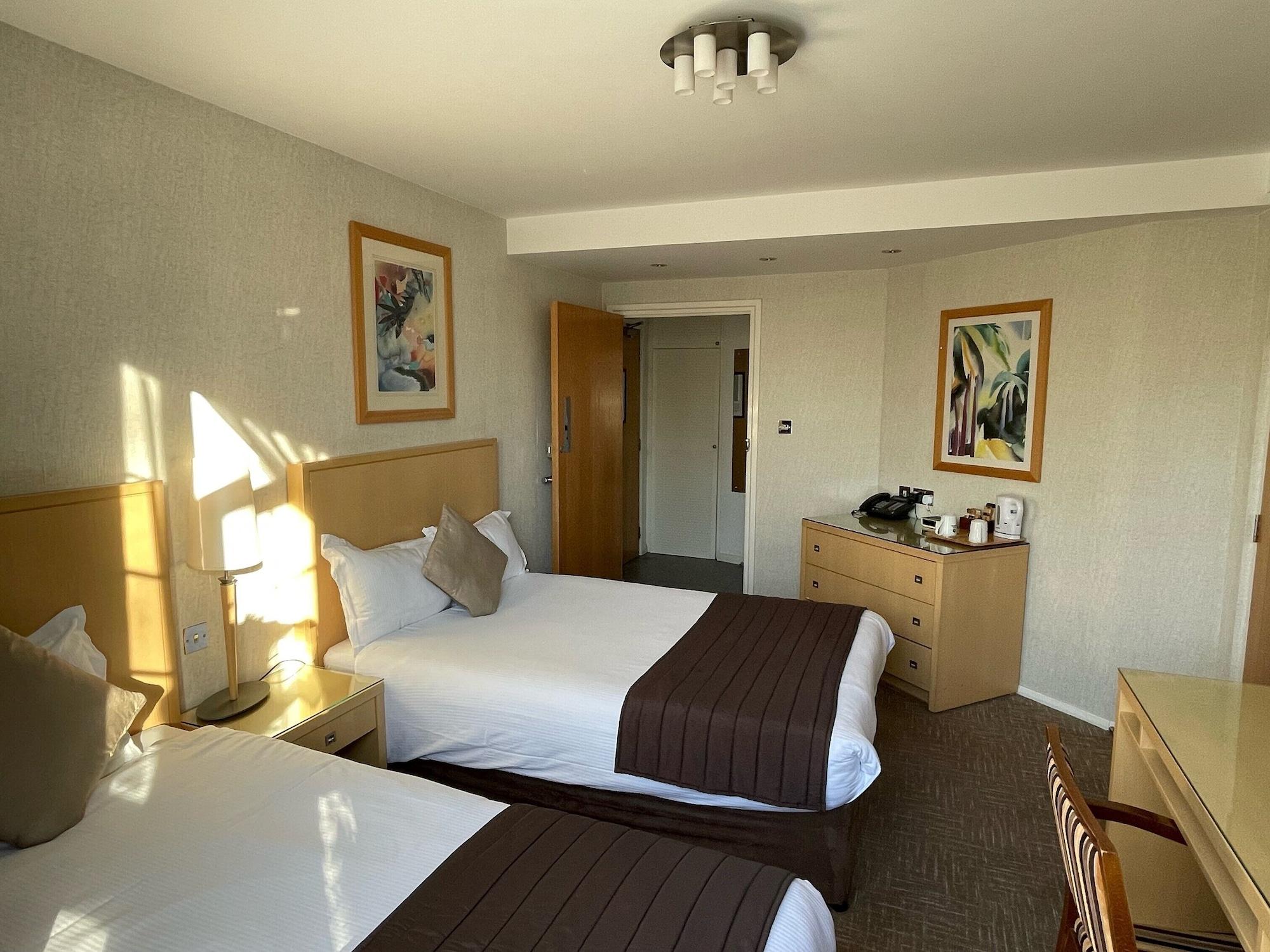 Best Western Homestead Court Hotel Welwyn Garden City Esterno foto
