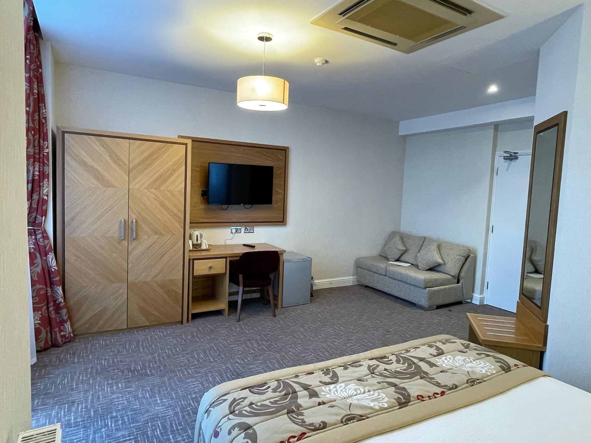 Best Western Homestead Court Hotel Welwyn Garden City Esterno foto