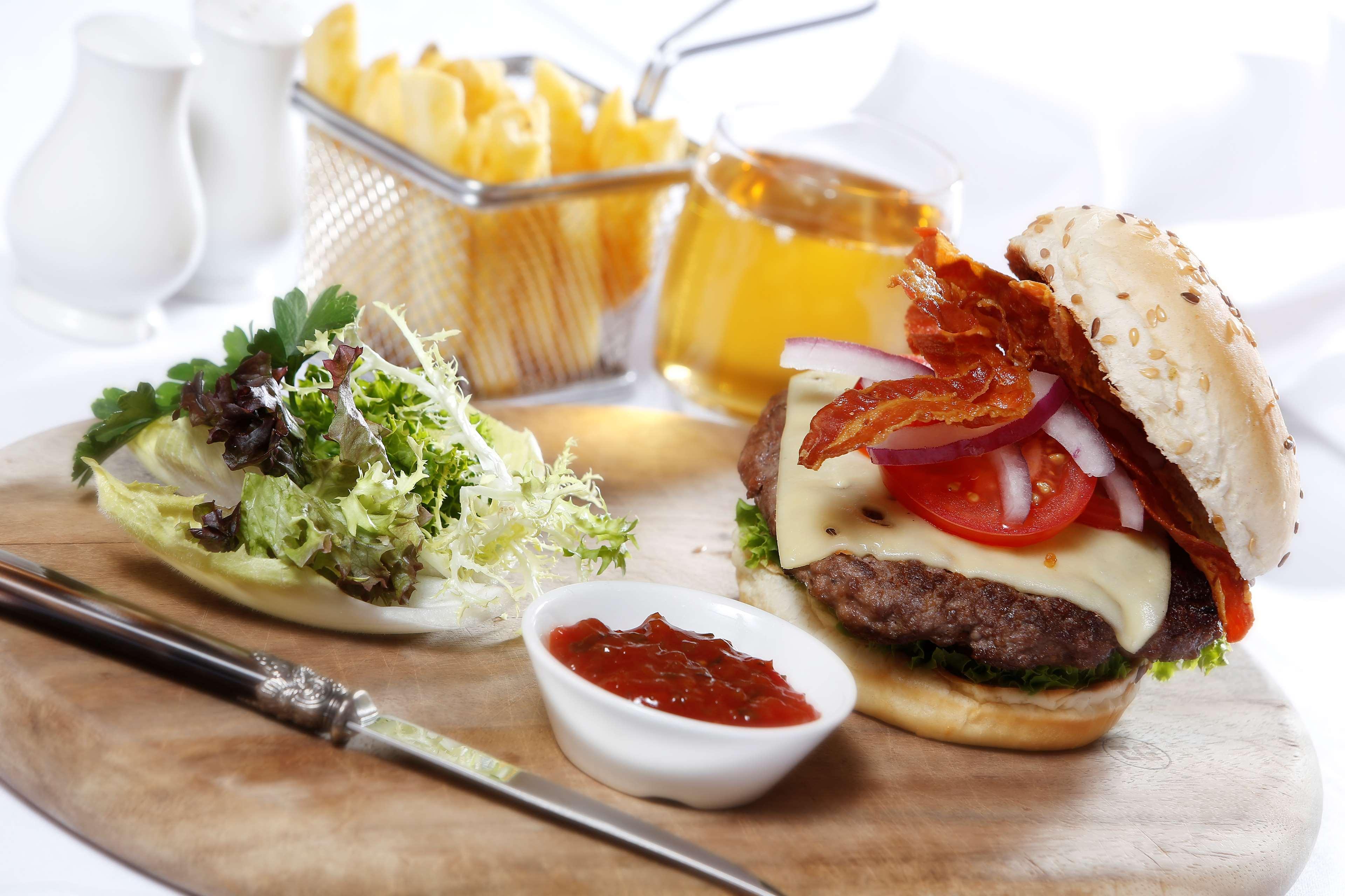 Best Western Homestead Court Hotel Welwyn Garden City Esterno foto