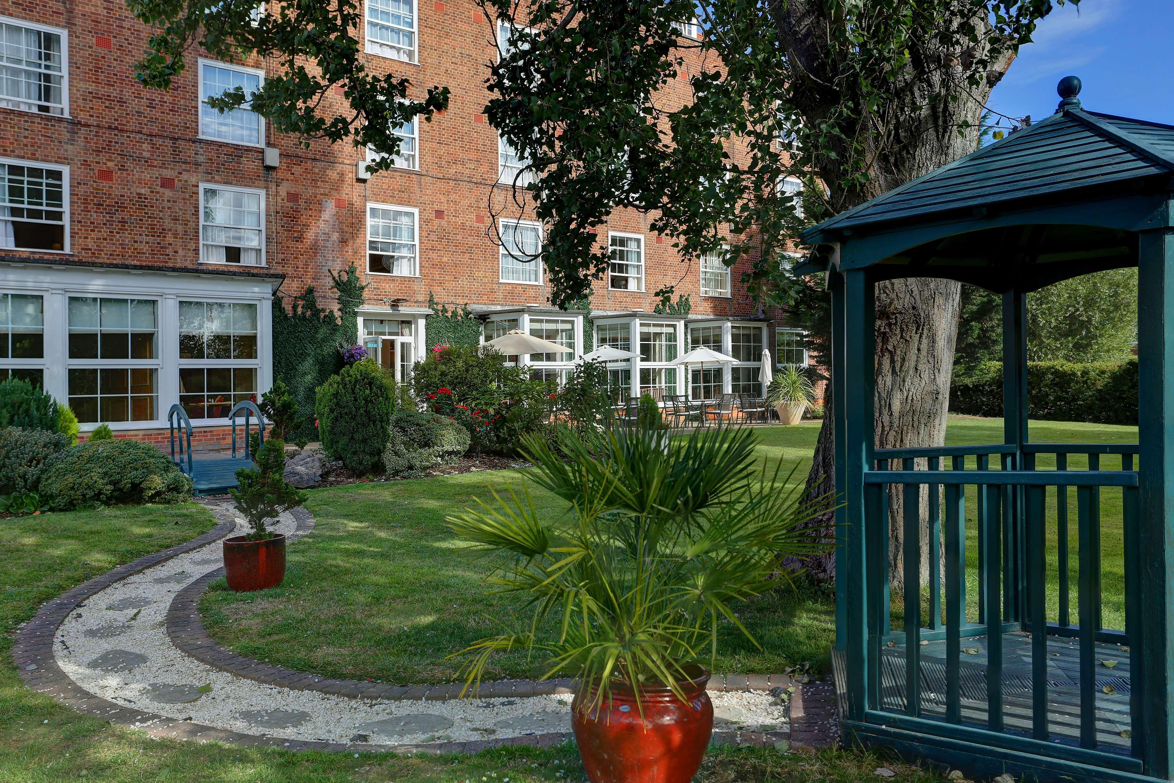 Best Western Homestead Court Hotel Welwyn Garden City Esterno foto