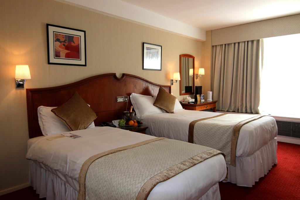 Best Western Homestead Court Hotel Welwyn Garden City Esterno foto