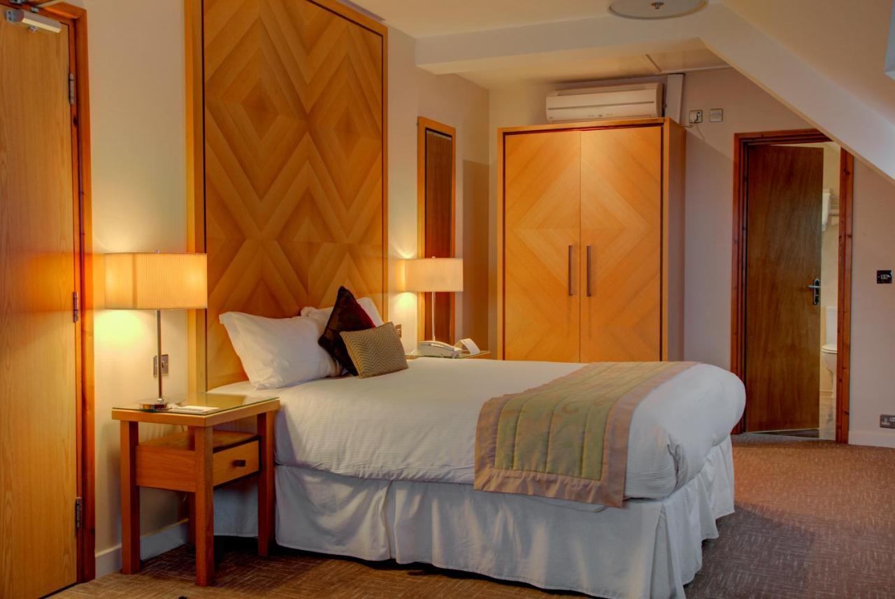 Best Western Homestead Court Hotel Welwyn Garden City Esterno foto